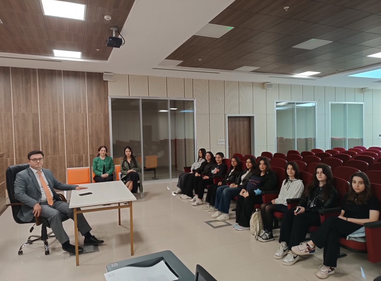 ADLİ TIP KULÜBÜ ÖĞRENCİLERİNDEN BURSA ADLİYESİ ZİYARETİ