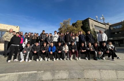 12. SINIF ÖĞRENCİLERİNDEN ANKARA ÜNİVERSİTE GEZİSİ