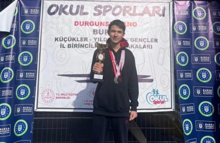 DURGUNSU KANO YARIŞLARINDA ÇİFTE BAŞARI